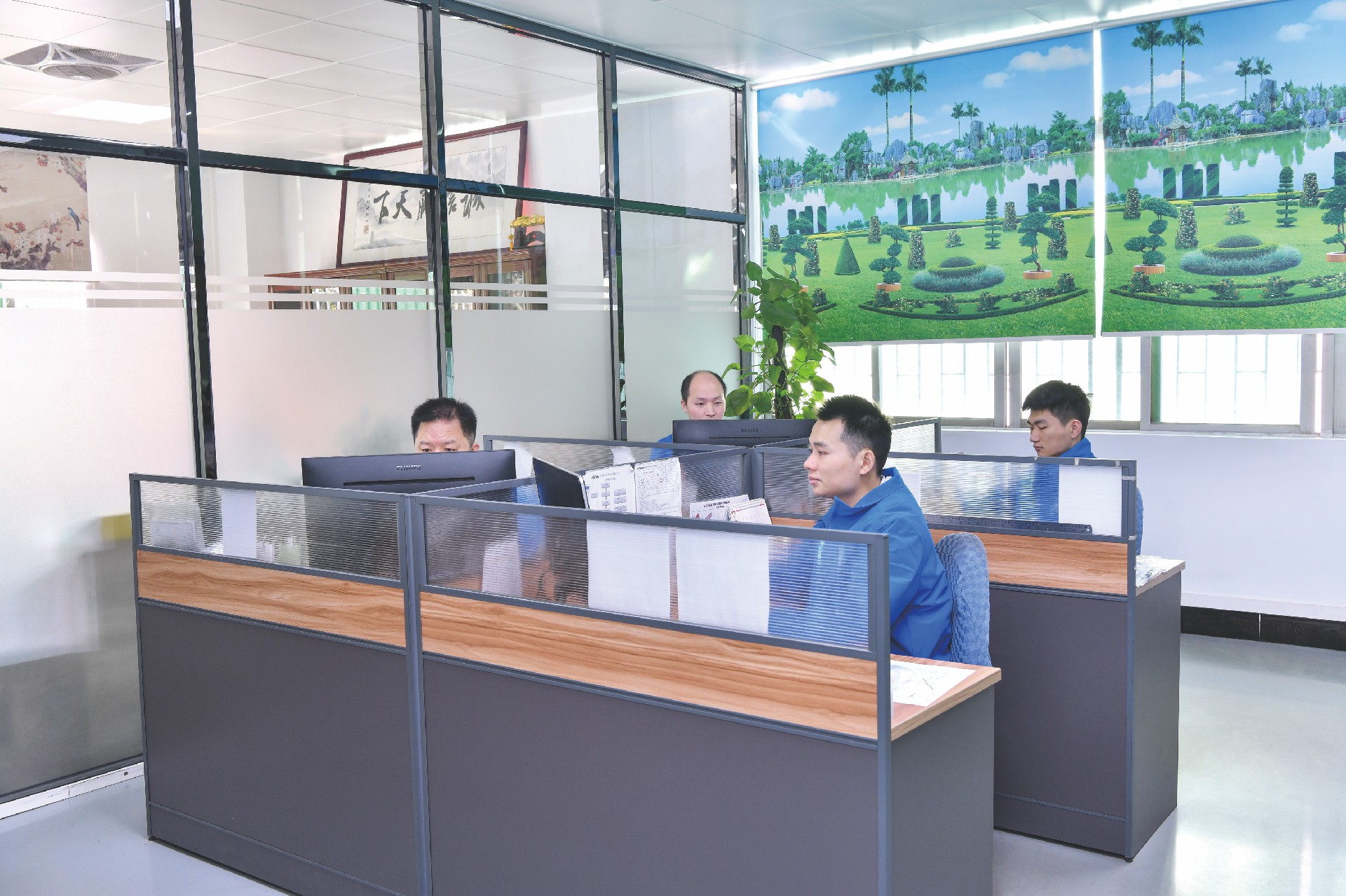 技術(shù)研發(fā)部